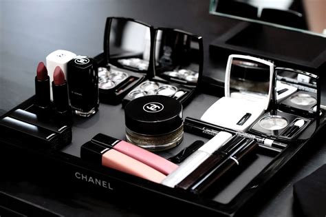 chanel noir et blanc collection review|Review & Swatches: Noir et Blanc de Chanel Fall 2019 .